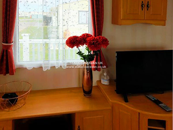 UK Private Static Caravan Holiday Hire at The Chase, Ingoldmells, Skegness, Lincolnshire