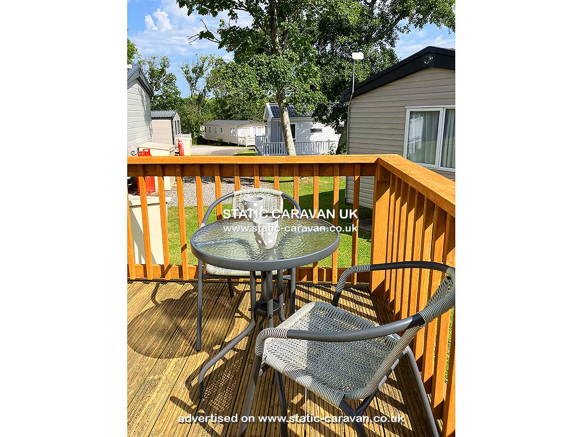 Caravan for hire Hedgerow at St Minver Holiday Park, Wadebridge, Nr Padstow, Cornwall