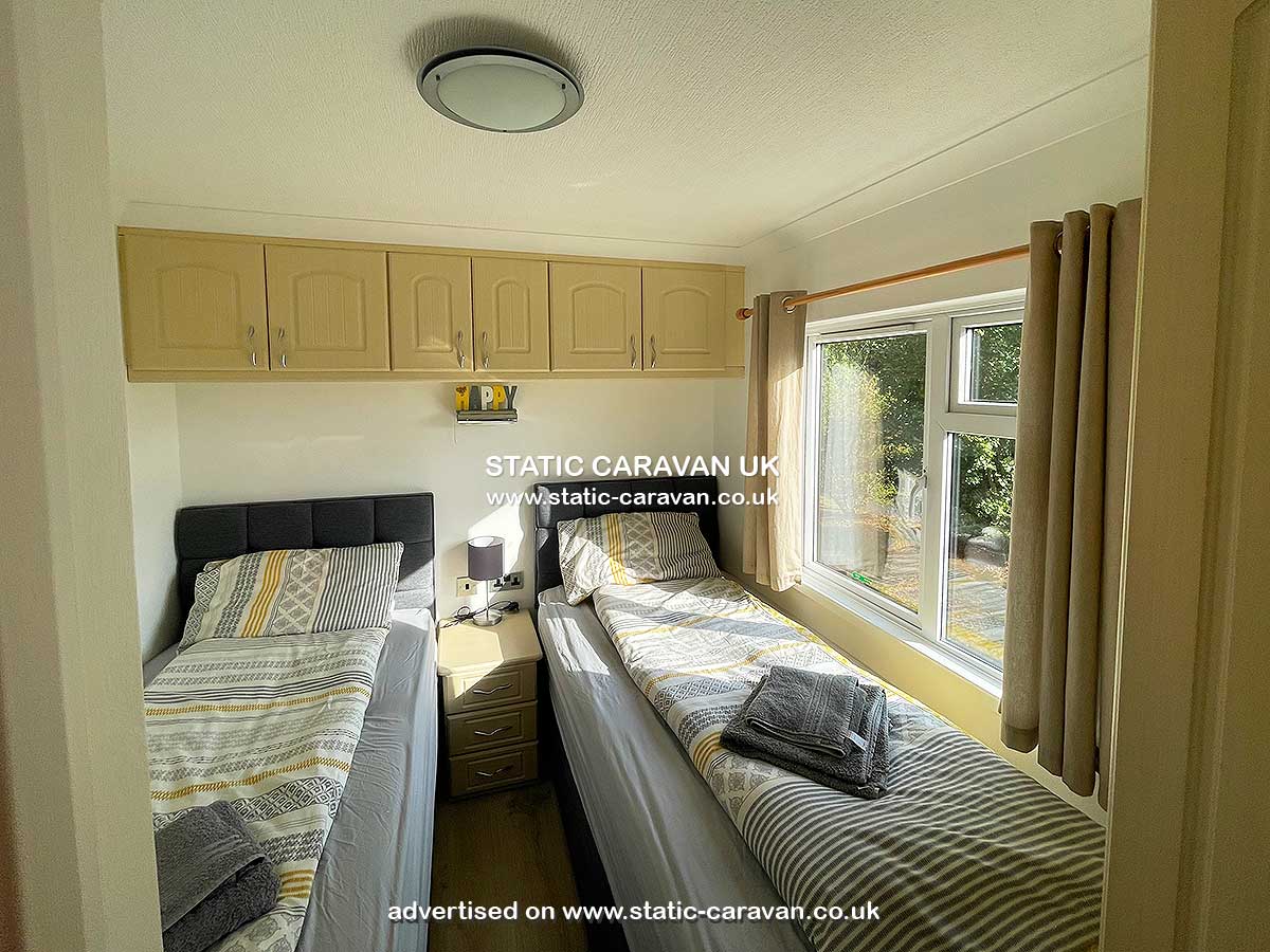 Caravan for hire 28 The Glade at St Minver Holiday Park, Wadebridge, Nr Padstow, Cornwall