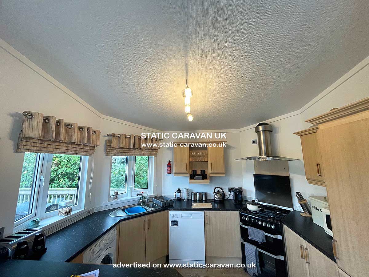 28 The Glade, St Minver Holiday Park, Wadebridge, Nr Padstow, Cornwall