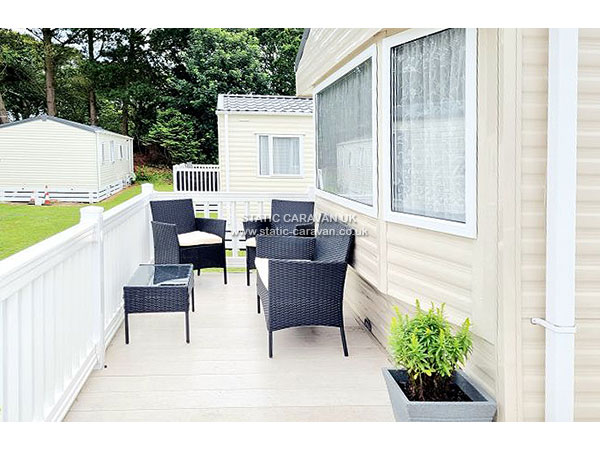 Caravan holiday rental B27 at Shorefield Country Park, Milford on Sea, Hampshire