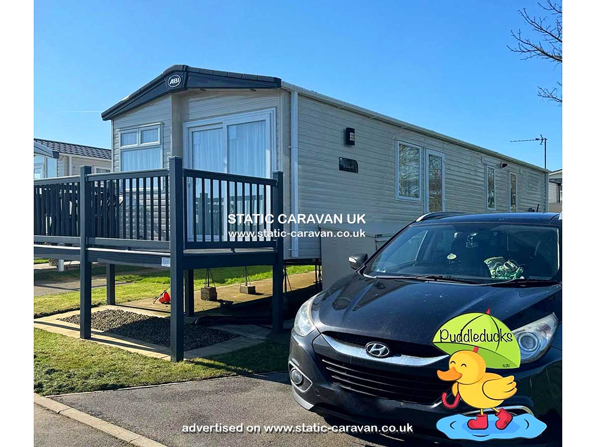 Static Caravan for hire at Merlin Mead, Thornwick Bay, Flamborough, Bridlington, East Yorkshire