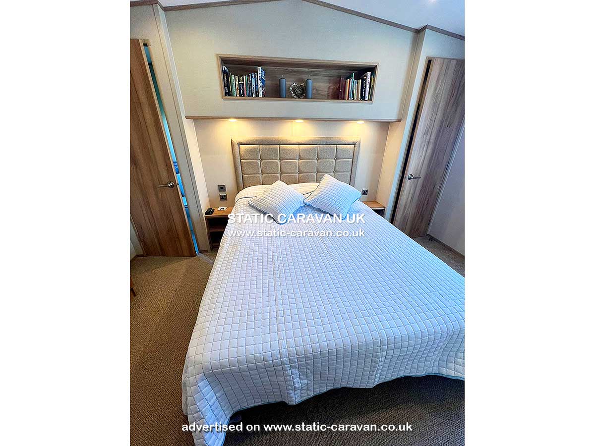 Caravan for hire 20 West Point at Seal Bay Resort West Sands, Selsey, Nr Bognor Regis, West Sussex