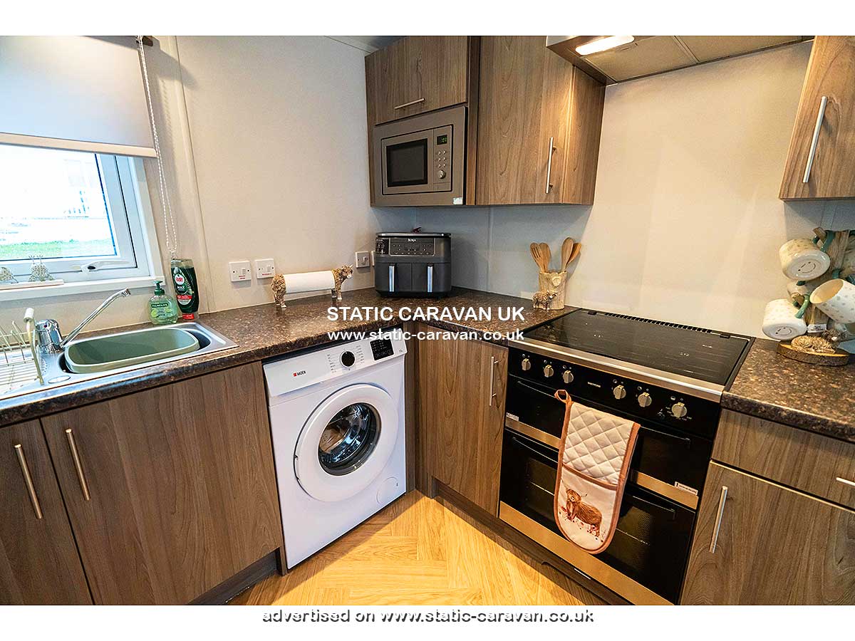 412 Oak Forest, White Acres, Nr Newquay, Cornwall